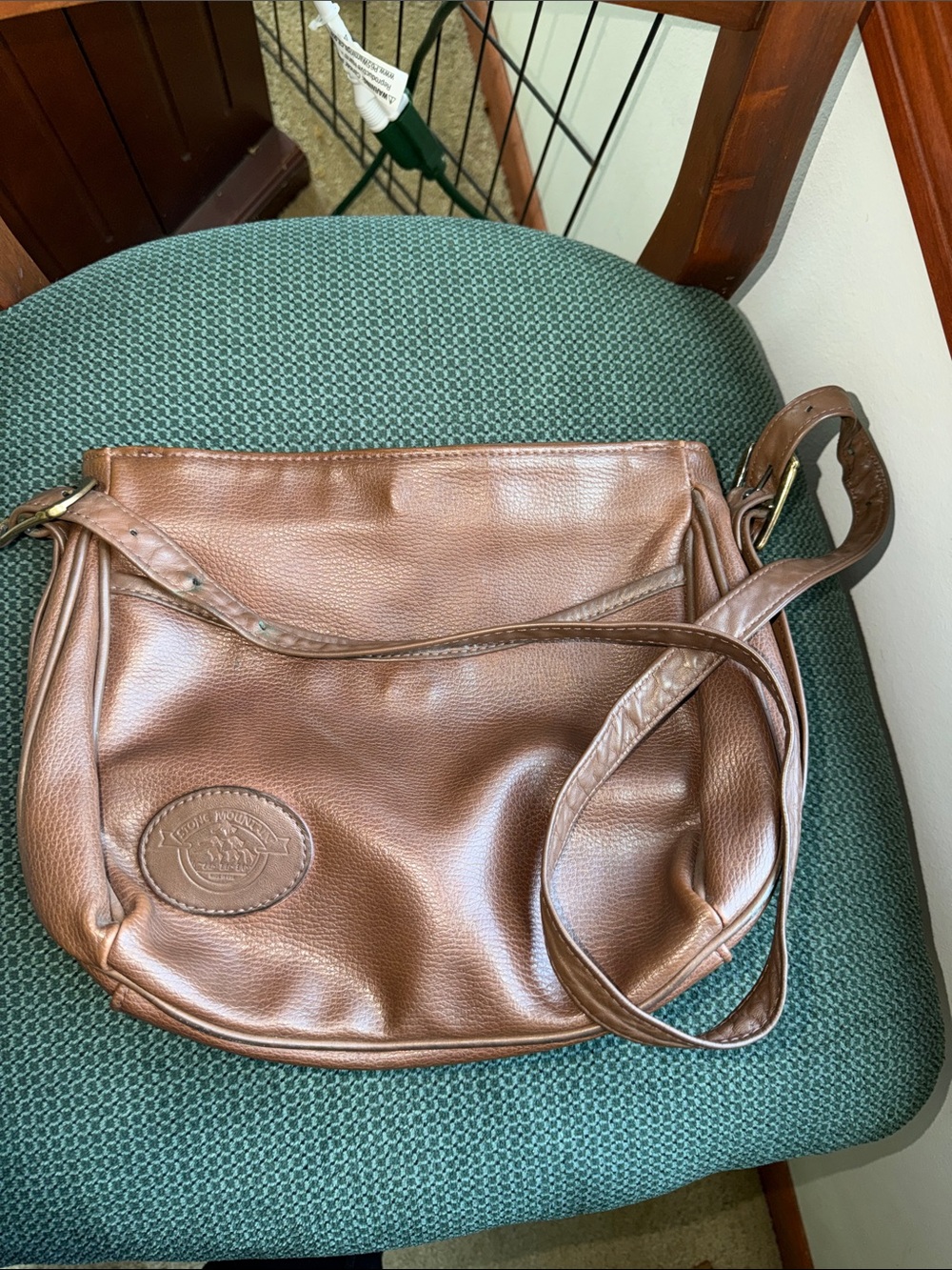 Stone Mountain Brown Leather Crossbody Shoulder Bag